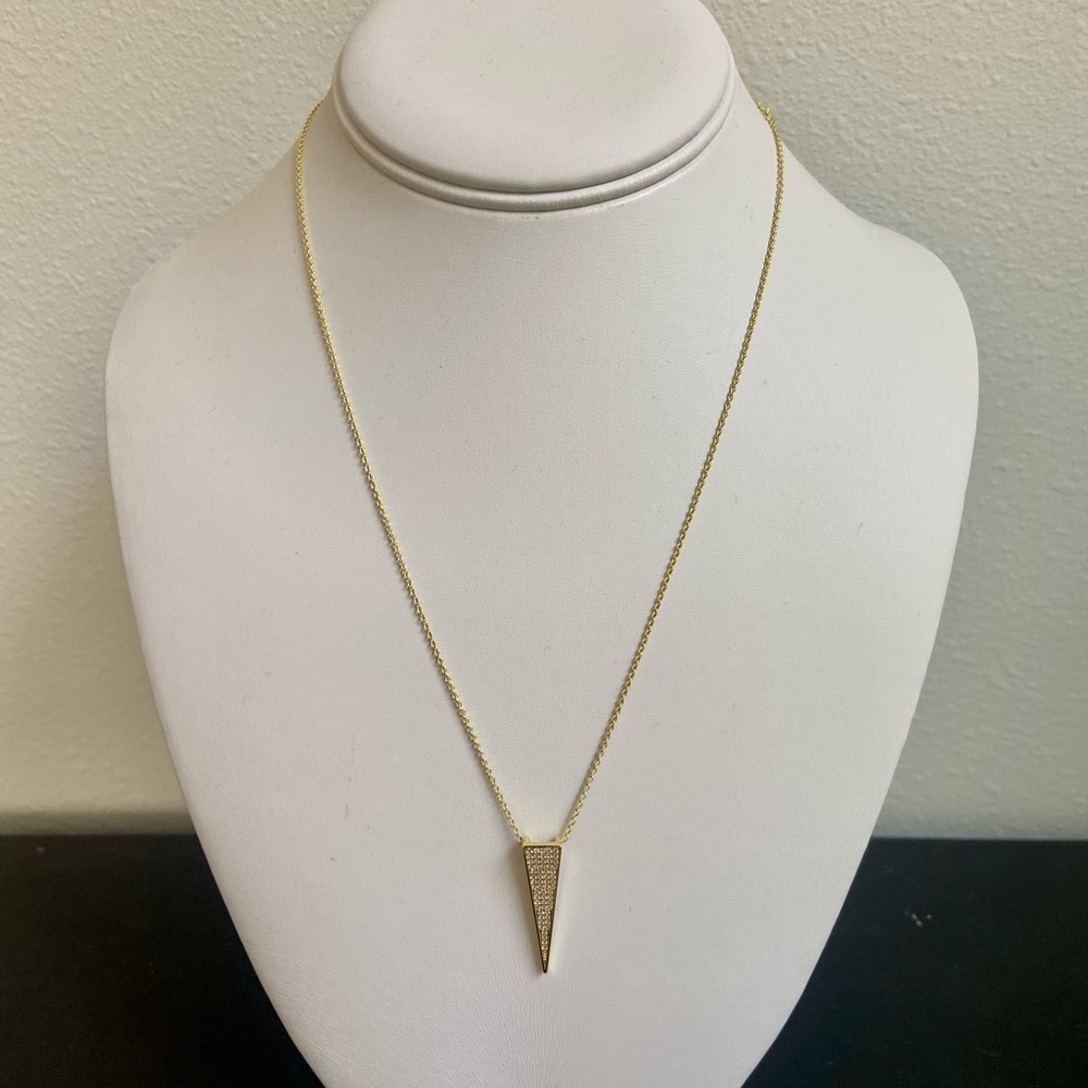 NWOT gold plated triangle necklace
